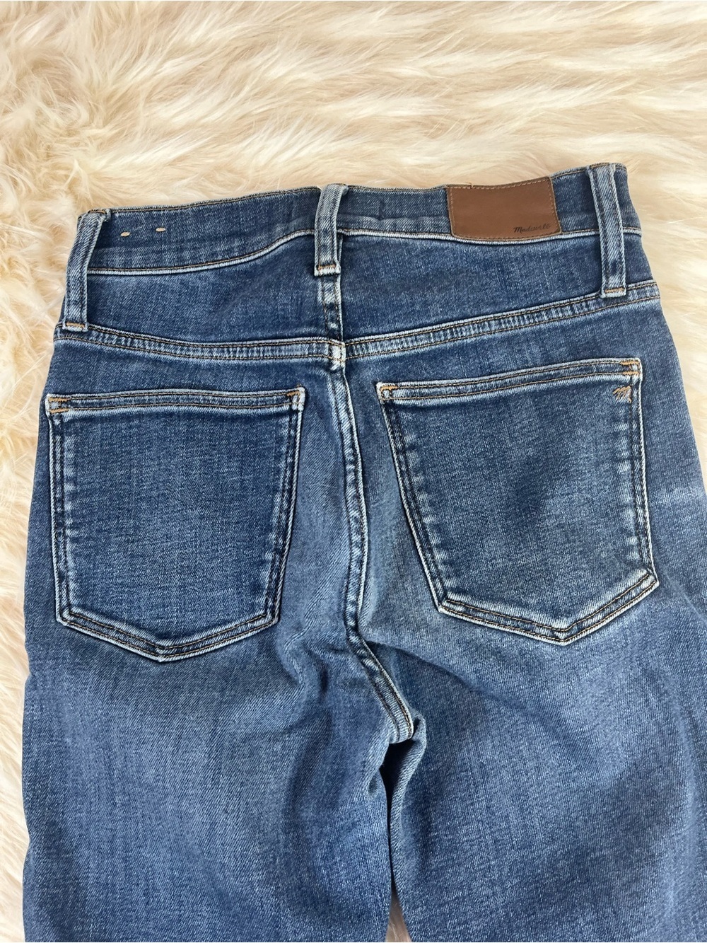 Madewell Jeans Women's 27x28 High Rise Skinny Medium Wash - Picture 4 of 6
